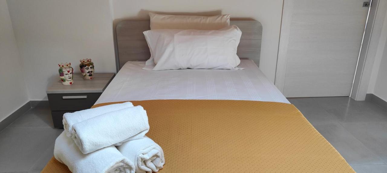 Casa Vacanze Rainbow, Siracusa 锡拉库扎 外观 照片